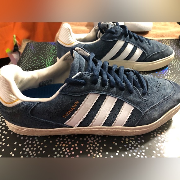Men’s Blue suede Adidas SKATEBOARDING sneakers!!! - Picture 15 of 15